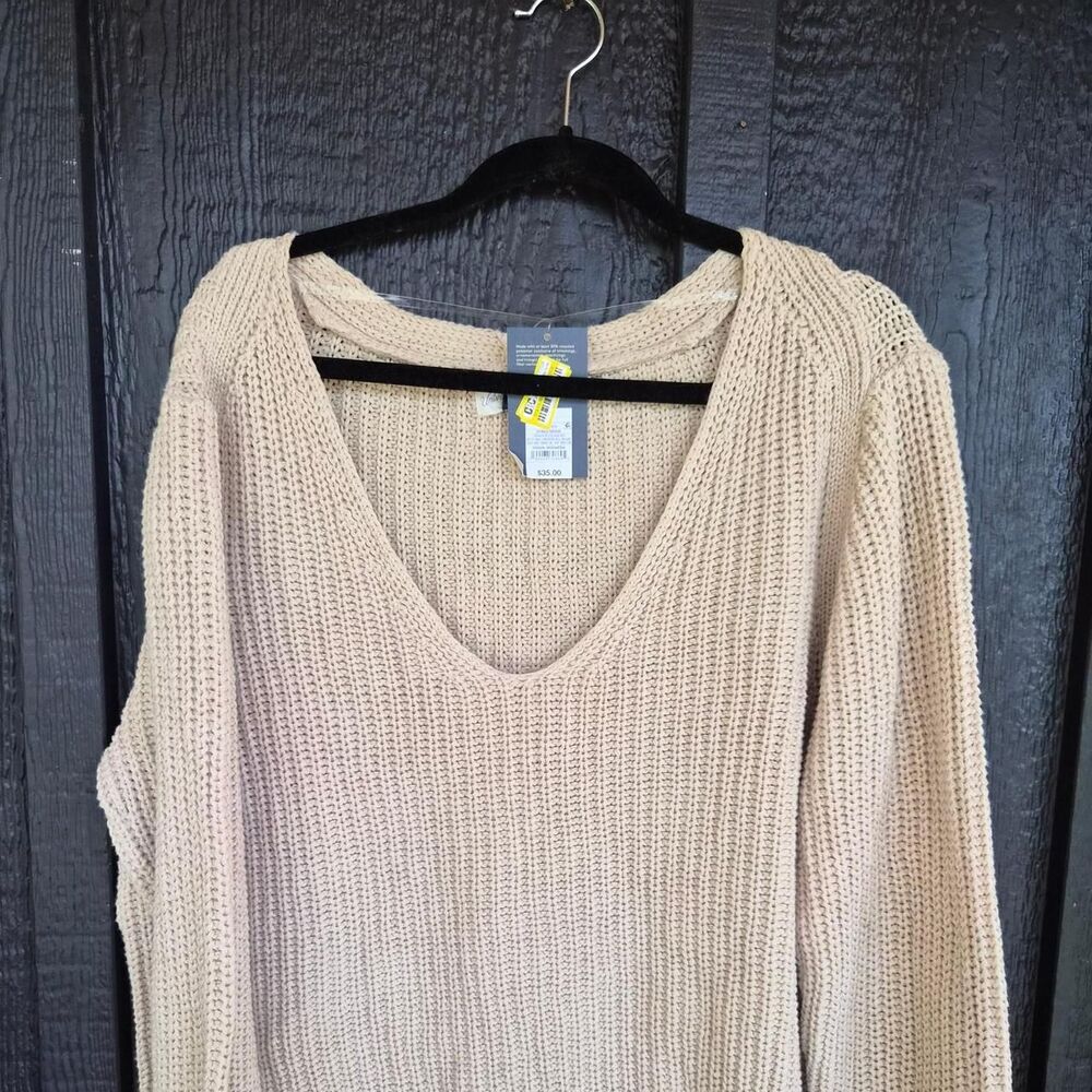 Universal-thread Women's Tan and Cream Jumper